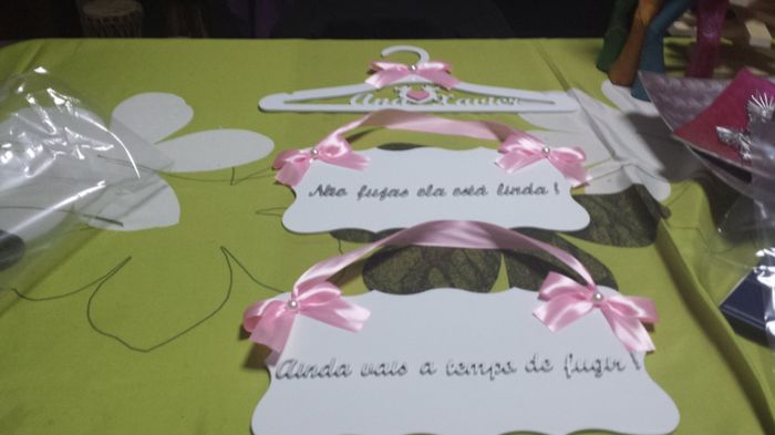 Placas e cabide - 2
