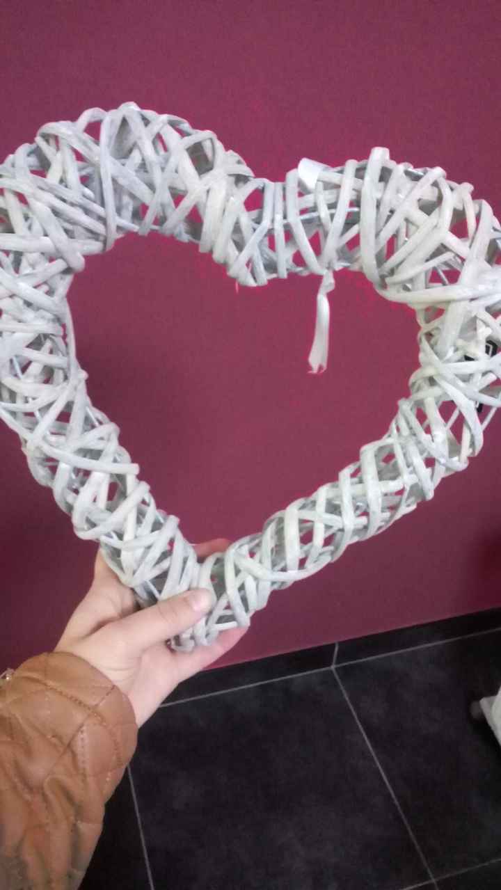 Primeiras compras!!! Porta-aliancas e decoração mesa noivos!!Feliz!!!
