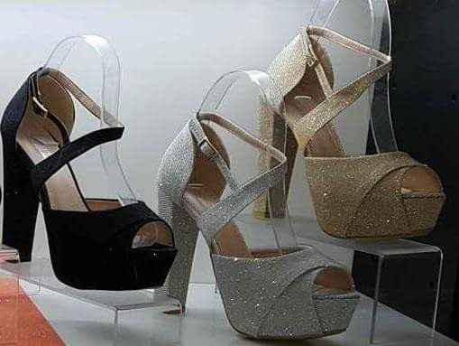 Sapatos e agora - 2