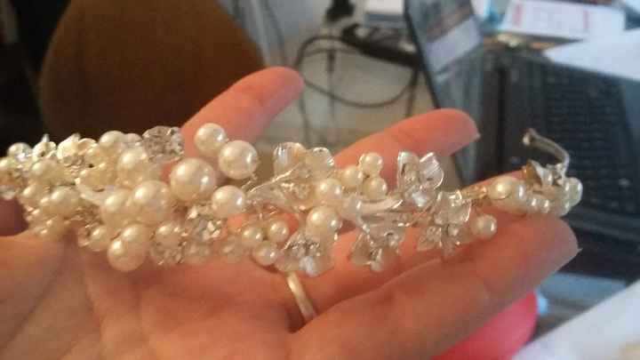 tiara pormenor