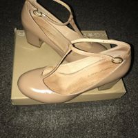 Se não comprar sapatos conta como coisa velha? - 2