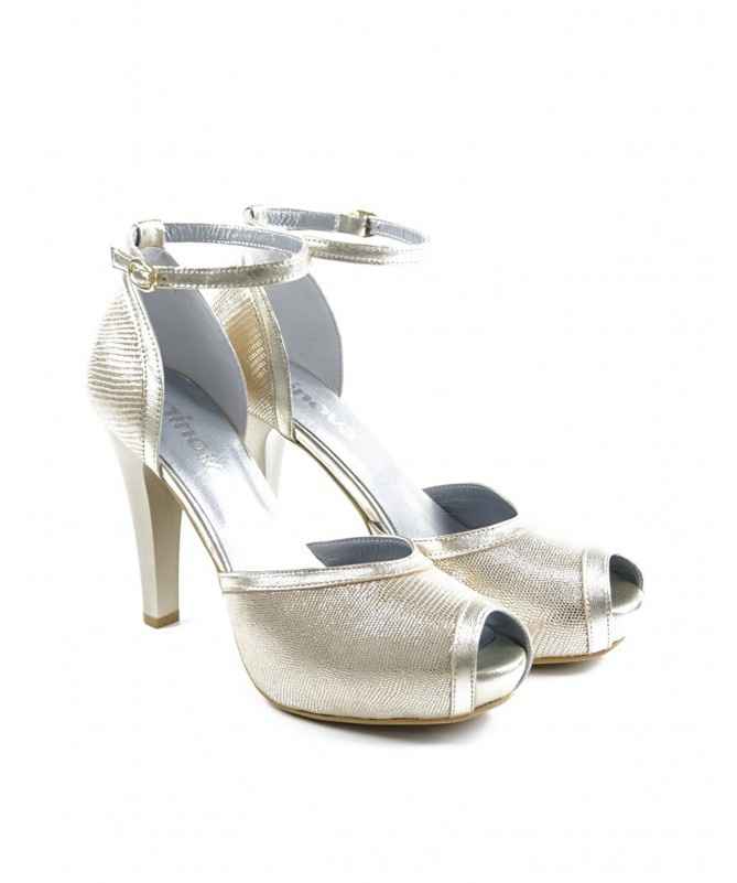 De 0% a 100%.... quanto lhe dás a estes sapatos? - 1
