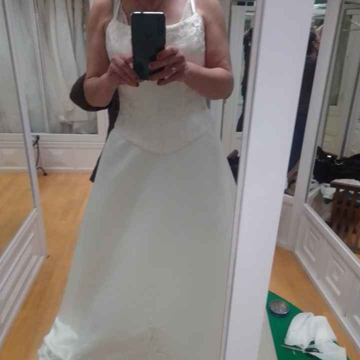 Encontrar o vestido de noiva foi fácil ou difícil? - 1