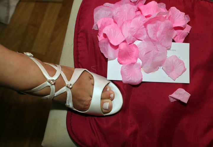 Preferias partir o salto do sapato ou que as flores do bouquet/decoração murchassem? - 4