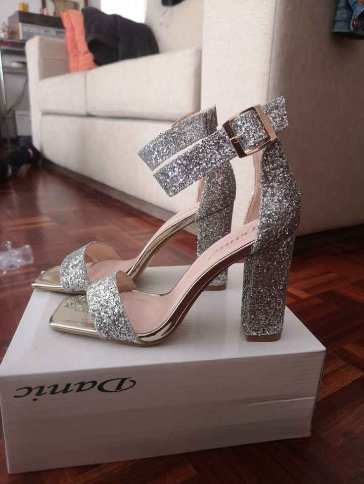 Sapatos - 1