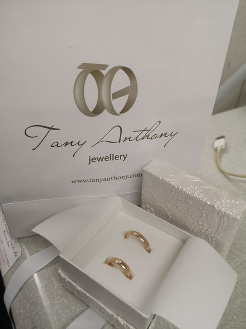 Alianças in the house 💕✌️ 1