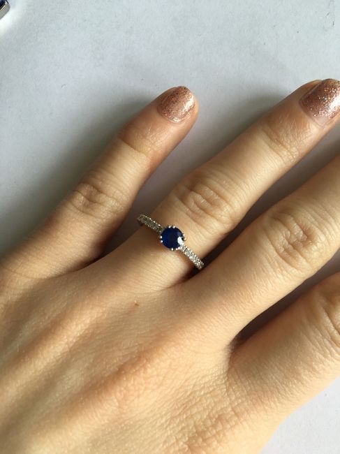 Mostrem os vossos aneis de noivado - 1