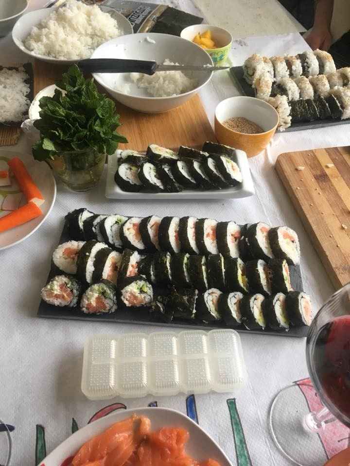sushi em preparação