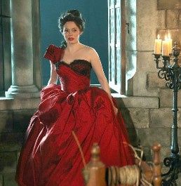 Serie : Once Upon a Time : Vestidos 17