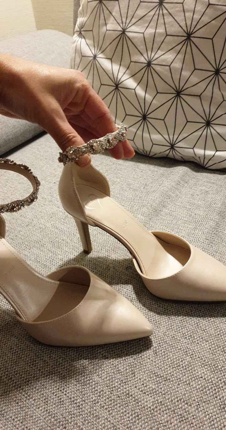 6. Os sapatos de noiva de que gostas... - 1