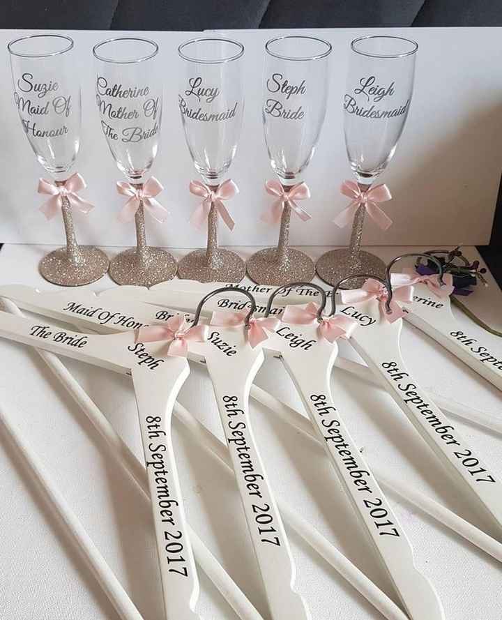 Cabides personalizados - 1