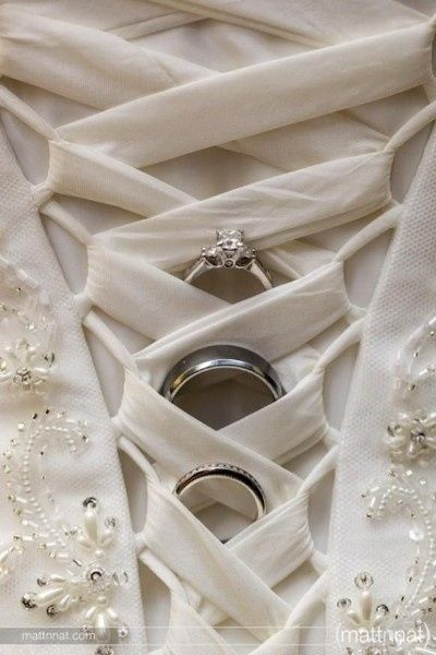 Vestido e aneis