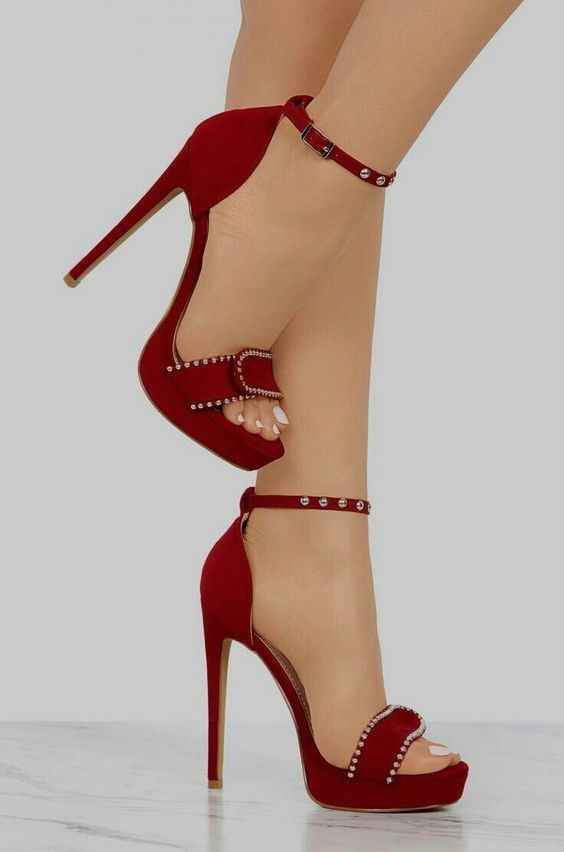 C. sapatos