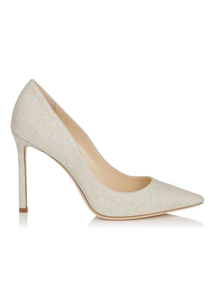 A. sapatos