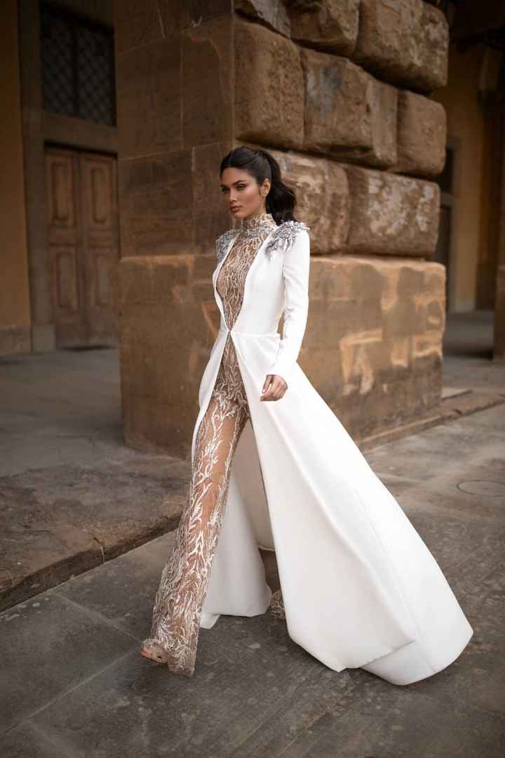 D. vestido