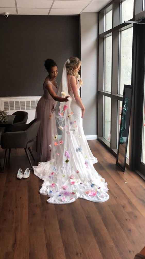 Véus florais: uma opção romântica e original para o teu look de 👰🏽 - 1
