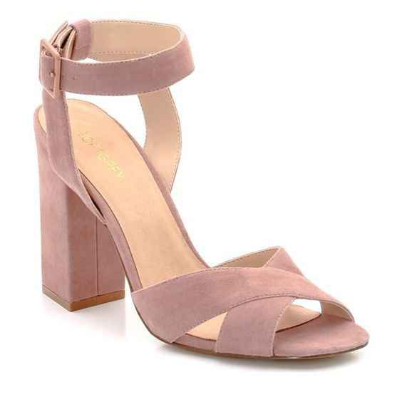 Vamos casar a admin Isa: os sapatos - 1