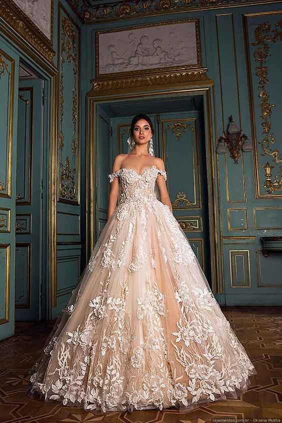 Vestido de noiva champanhe, cinzento ou rosa? Tu escolhes 😘 - 1
