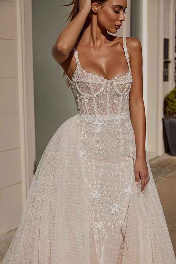 Corpete para a parte de cima do vestido de noiva 👰 - 1