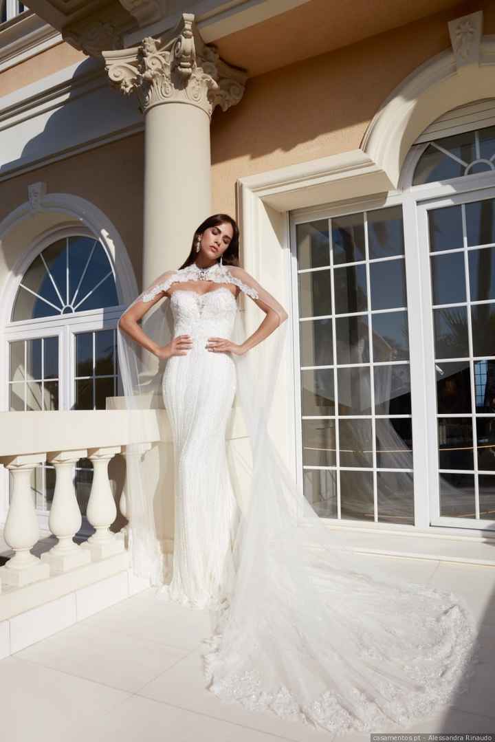 3 vestidos com capa... escolhe! - 3