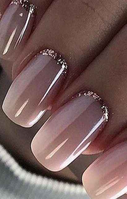 Adiciona brilho à manicure do teu dia ✨ - 4