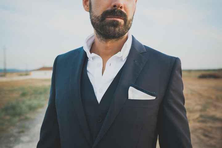 Na tua opinião, o noivo deve ir com ou sem barba? - 1