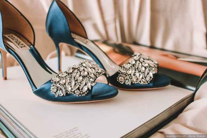 Quanto custaram os teus sapatos de noiva? - 1