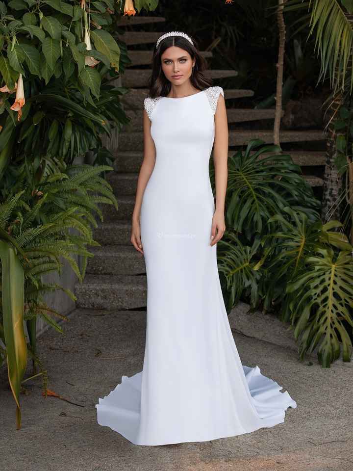 Com qual destes vestidos da coleção Pronovias 2021 ficas? 😁💖 - 3