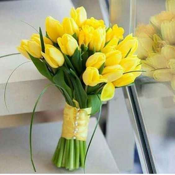 Bouquet amarelo: uma opção romântica e fofinha 💛 - 3