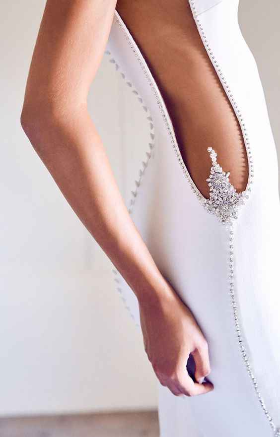 Vestido de noiva com abertura lateral: inspira-te 👰🏽✨ - 2