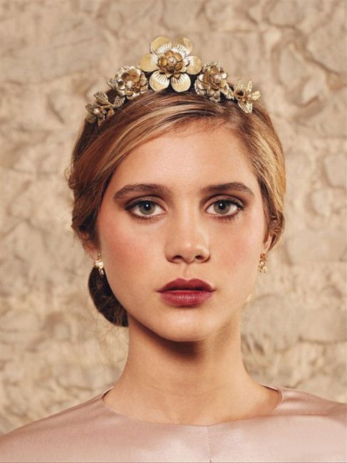 Usarias alguma coroa no teu casamento? 4