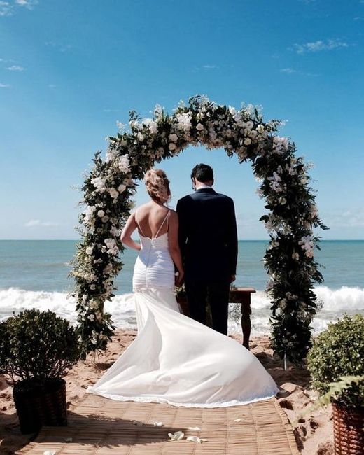 Arco de flores, vai ser uma opção na cerimónia do teu casamento? 1