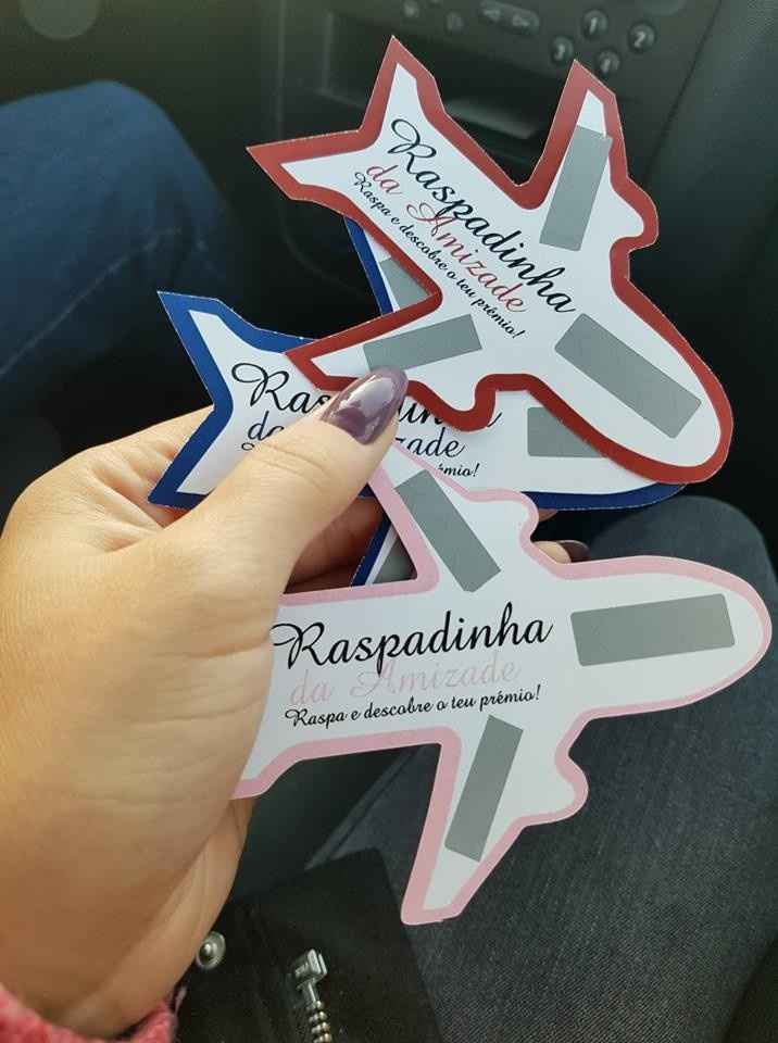 Raspadinhas com 3 zonas de raspagem: Rosa - Damas de Honor, Marsala - Madrinha, Azul - Padrinho