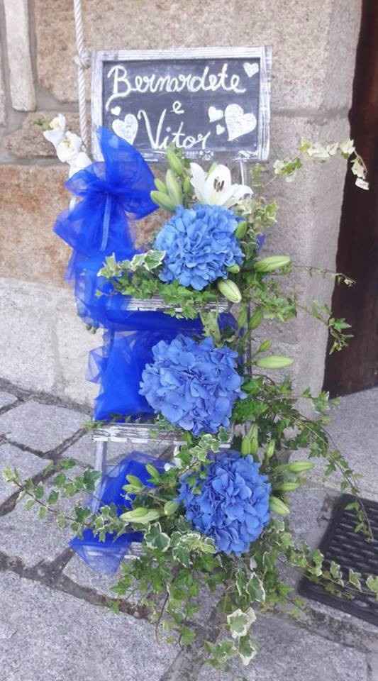 Arranjo à porta da Igreja 2