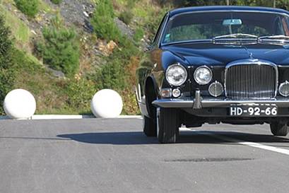 Jaguar MK10