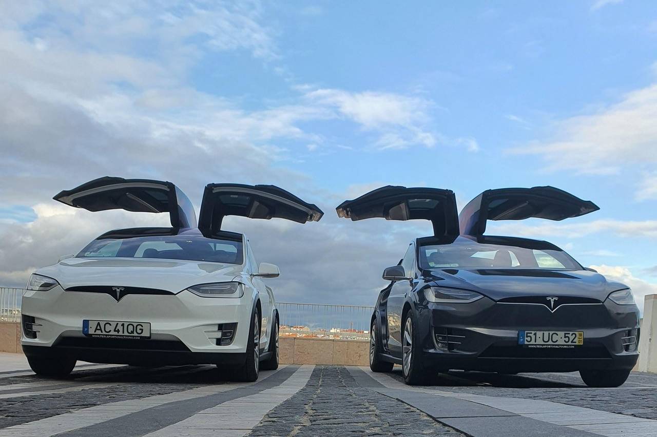 les tours tesla