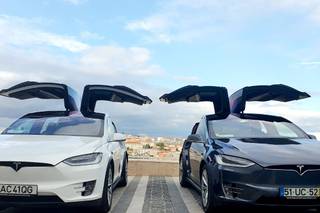 Tesla Portugal Tours