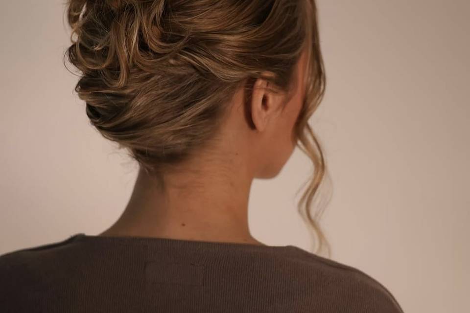 Iolanda Canelha hairstylist