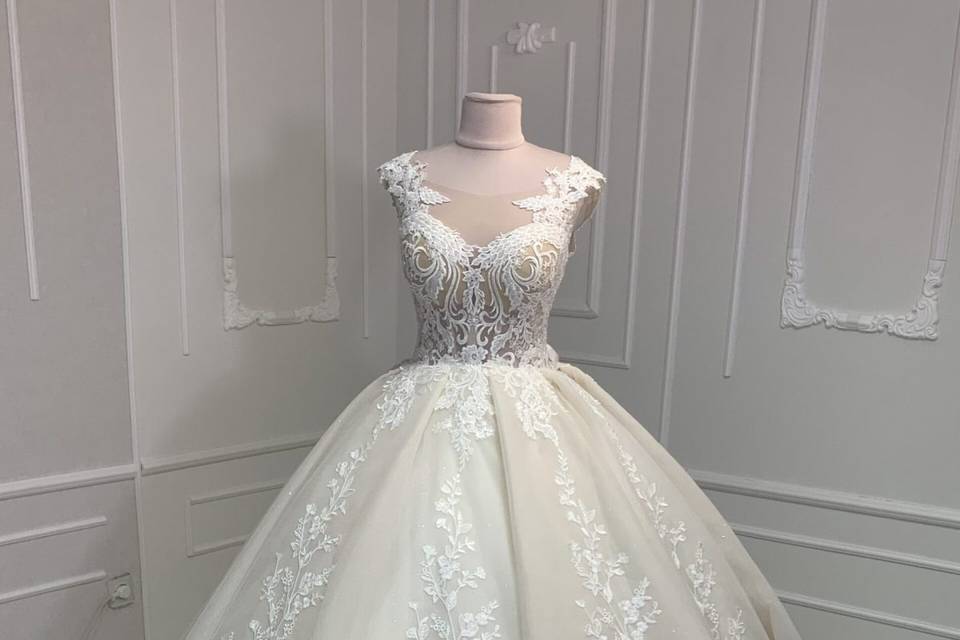 Wedding dress