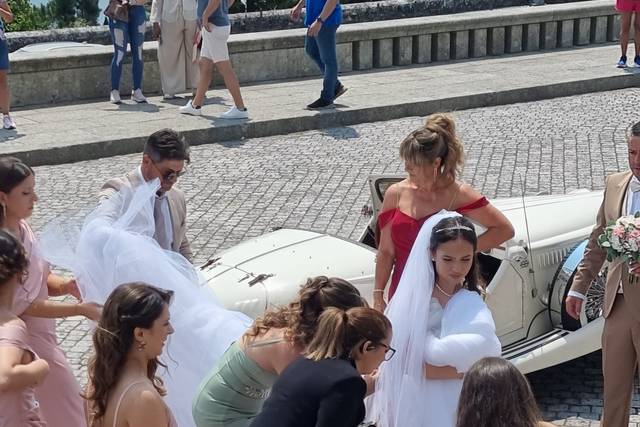 Colocar cauda no vestido
