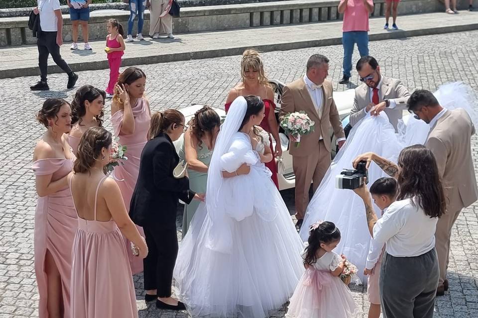 Colocar cauda no vestido