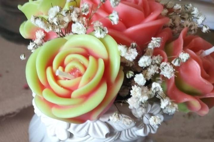 Boneca com flores