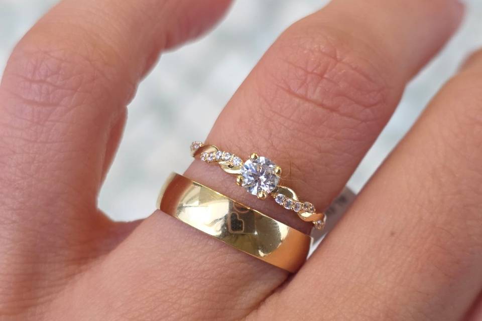 Anel e aliança em ouro