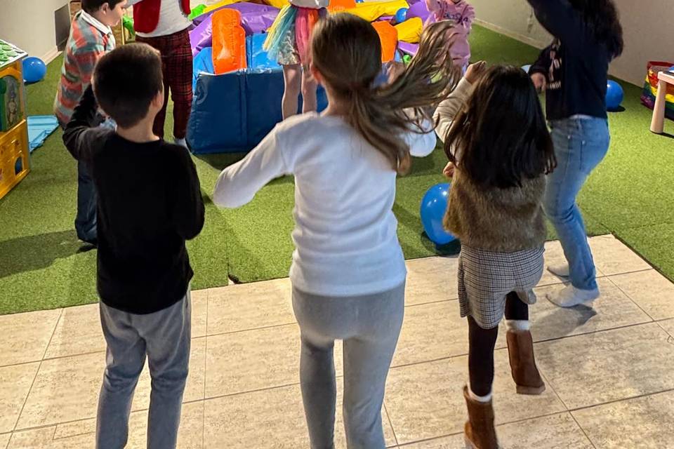 Dança, alegria, e diversão!