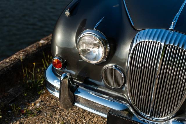 Daimler V8 Saloon