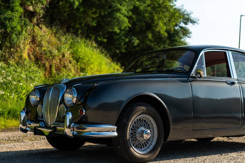 Daimler V8 Saloon