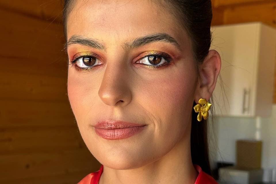 Makeup e penteado de madrinha
