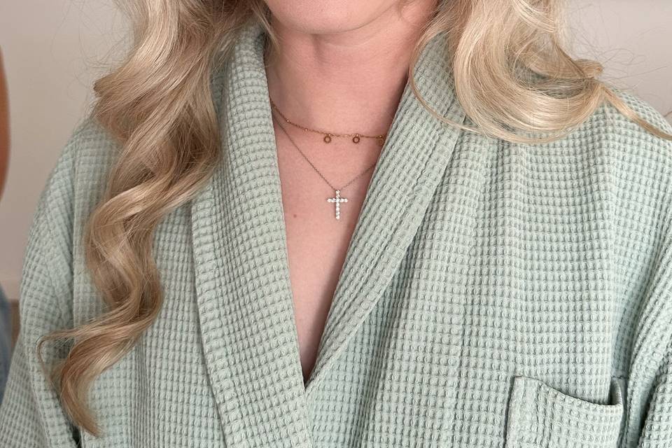 Makeup e penteado de madrinha