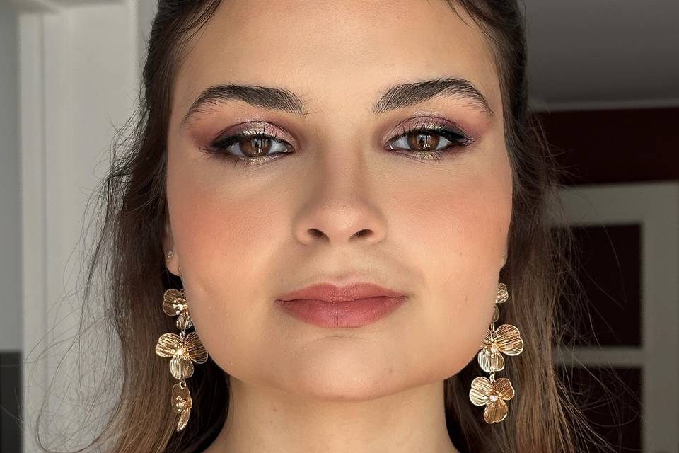 Makeup penteado baile finalist