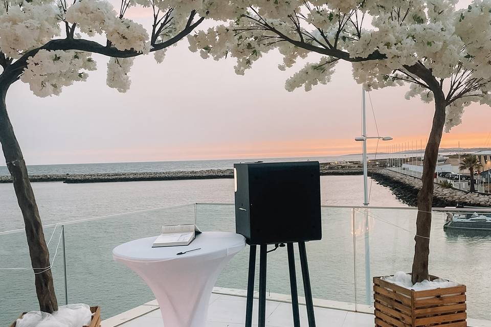 Memory Pod - Booth